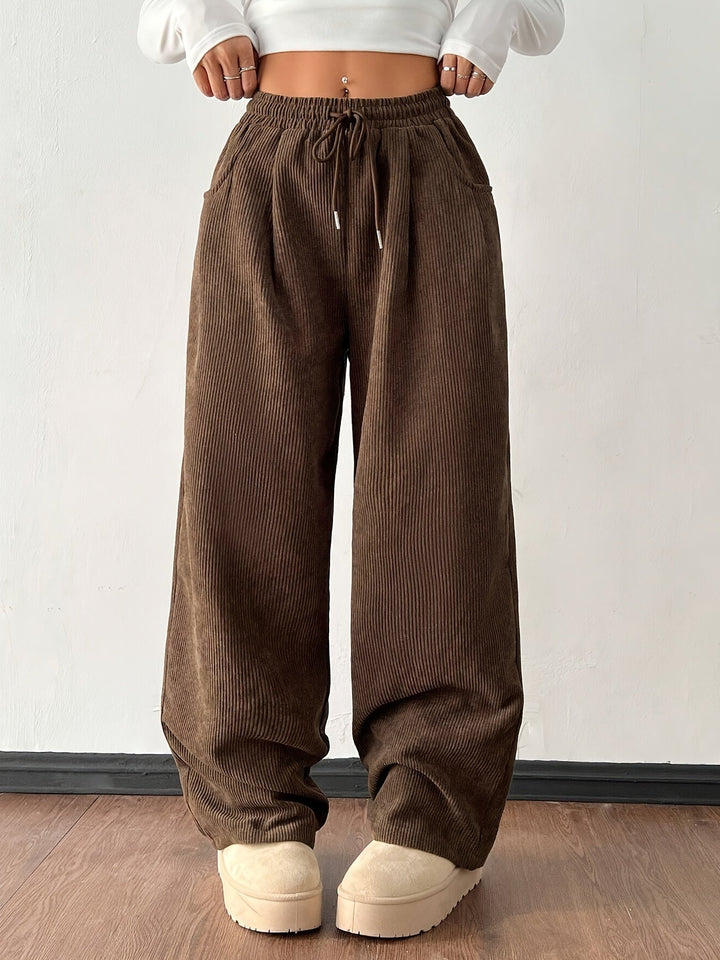 Relaxed Wide-Leg Pants