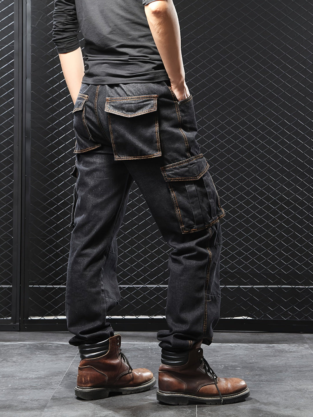 Rugged Multi-Pocket Cargo Pants