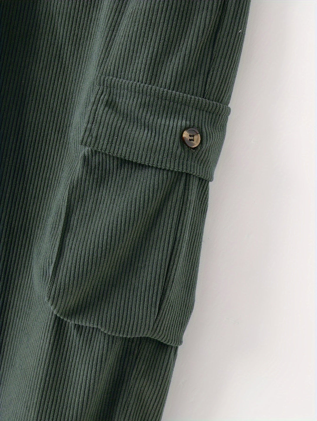 Rugged Relaxed-Fit Cargo Pants