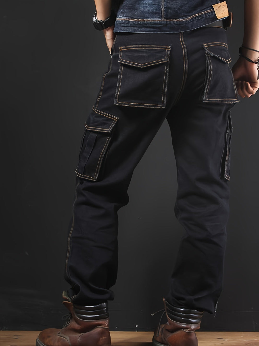 Rugged Multi-Pocket Cargo Pants