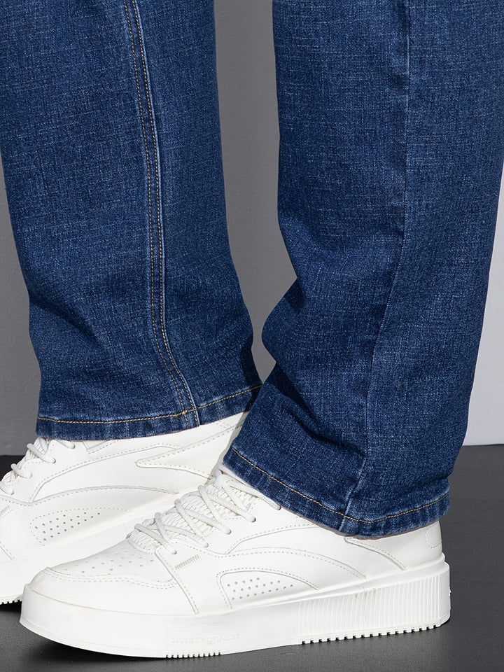 Straight-Leg Everyday Jeans