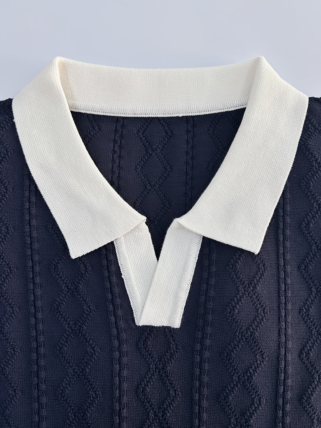 Textured Contrast-Collar Polo Shirt