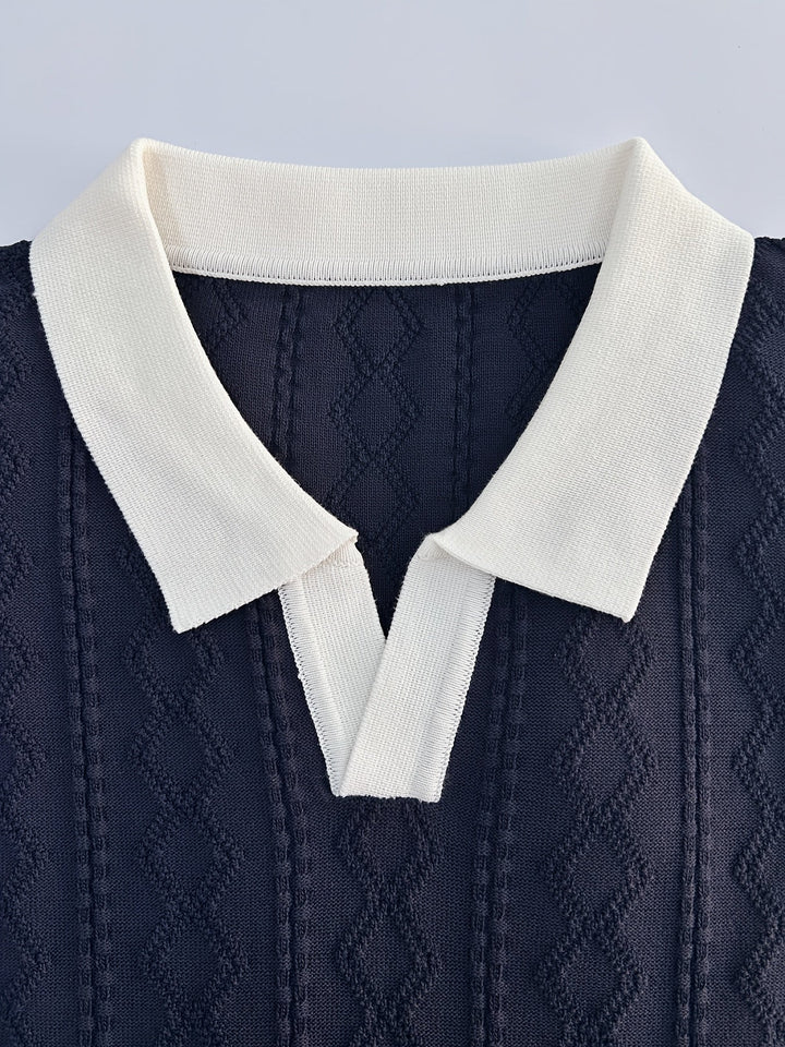 Textured Contrast-Collar Polo Shirt