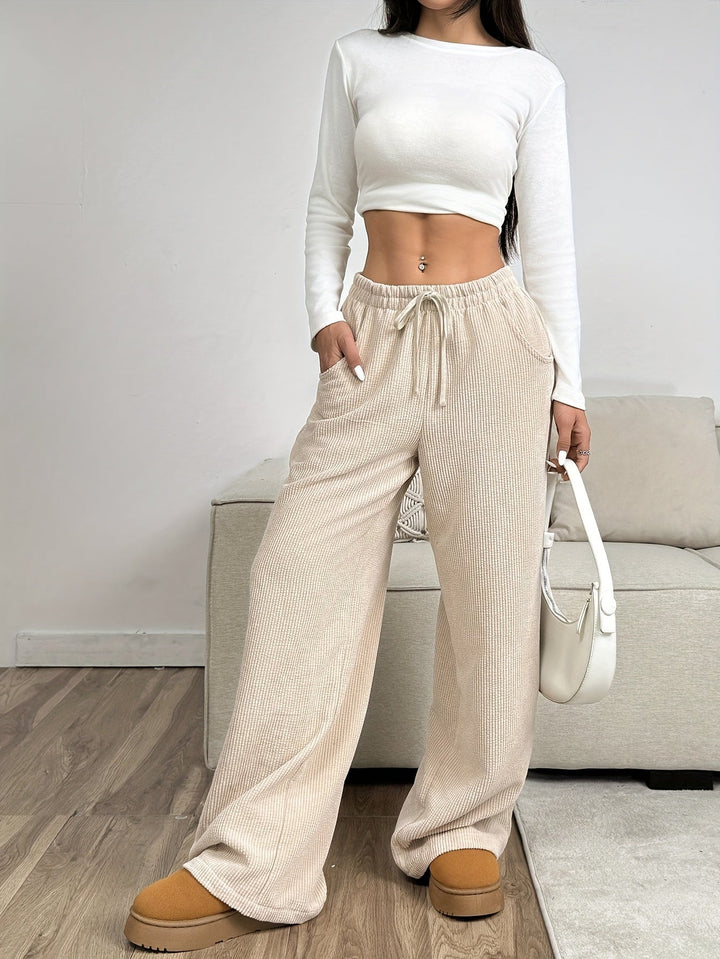 Relaxed Wide-Leg Pants