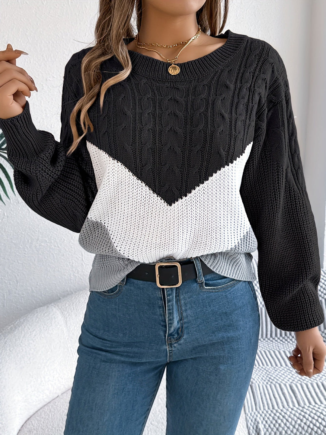 Color-Block Round Neck Sweater