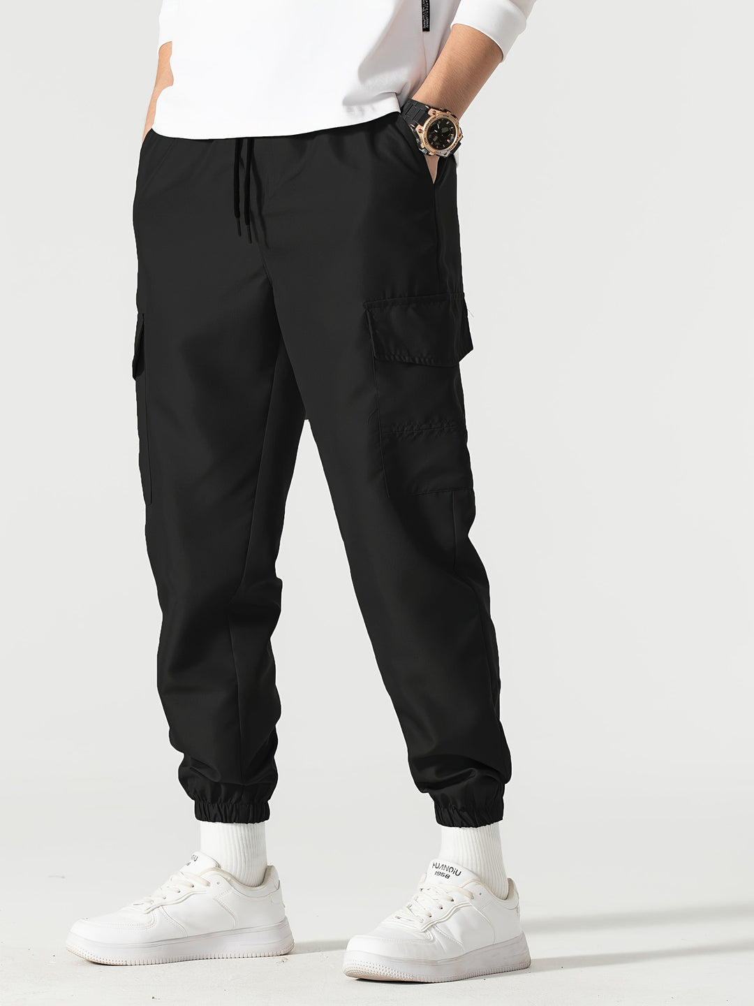 Relaxed Cargo Joggers