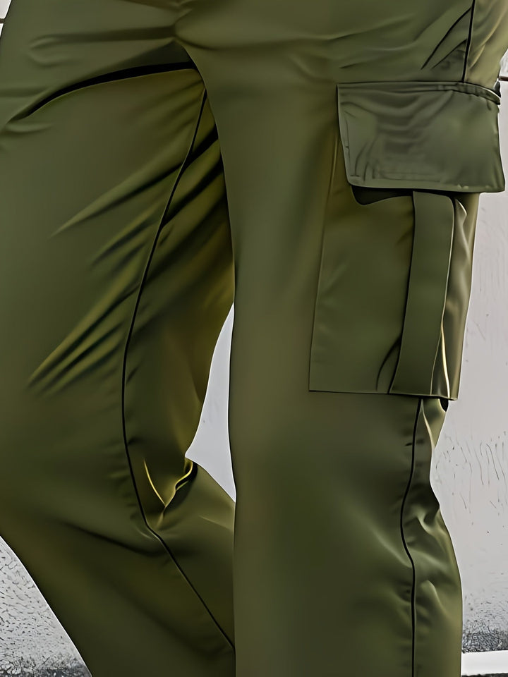 Relaxed Multi-Pocket Cargo Pants