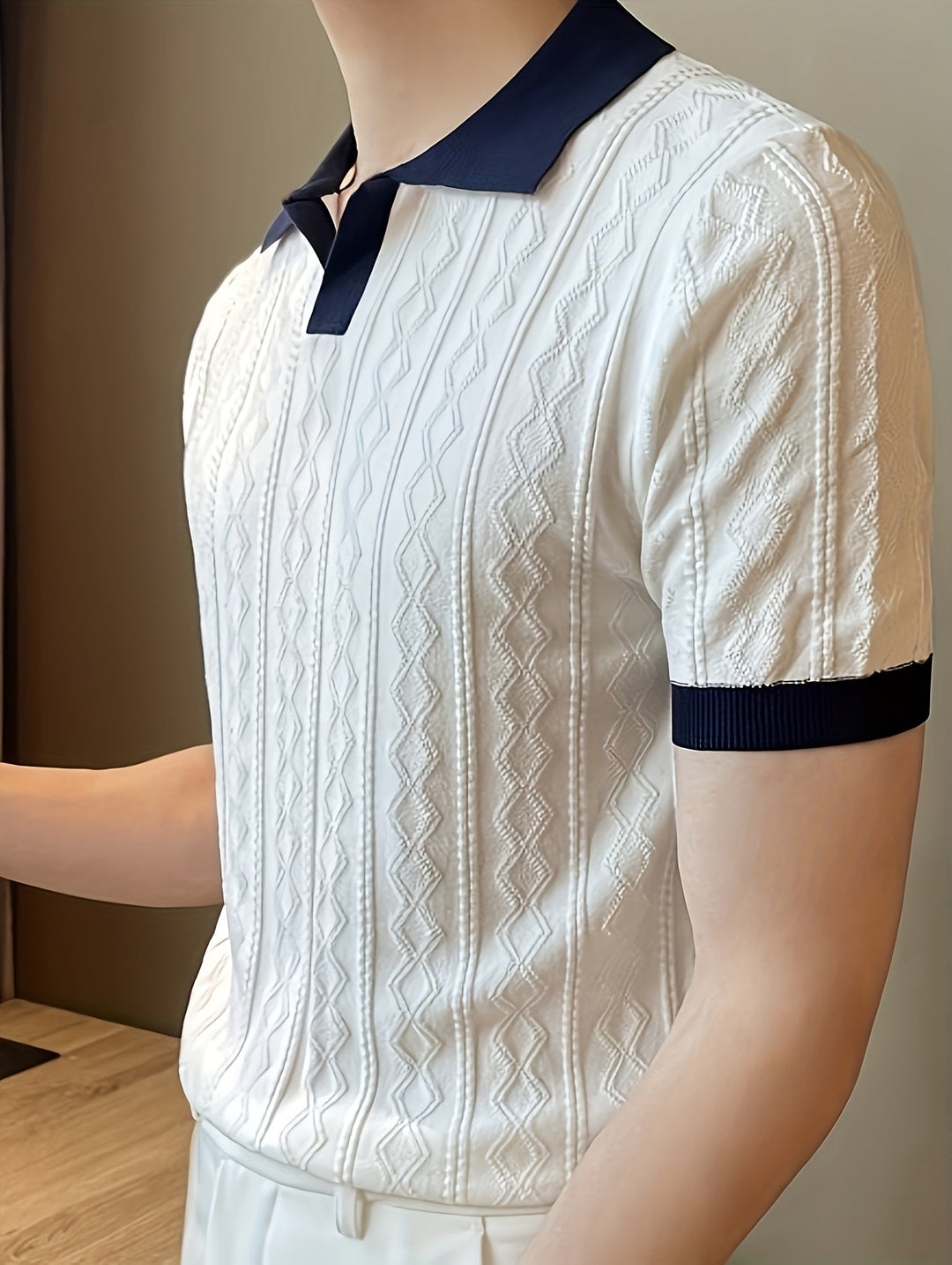 Textured Contrast-Collar Polo Shirt