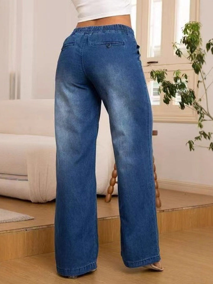 Relaxed Wide-Leg Jeans