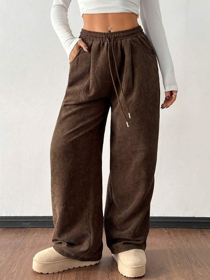 Relaxed Wide-Leg Pants