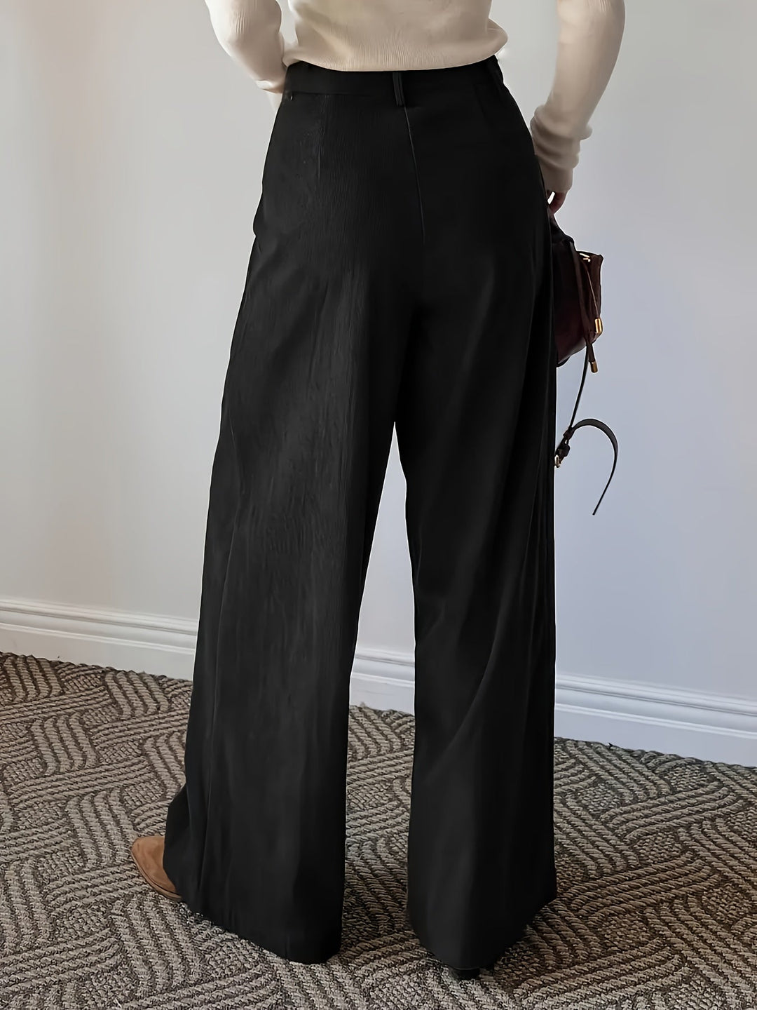 Pleated Wide-Leg Pants
