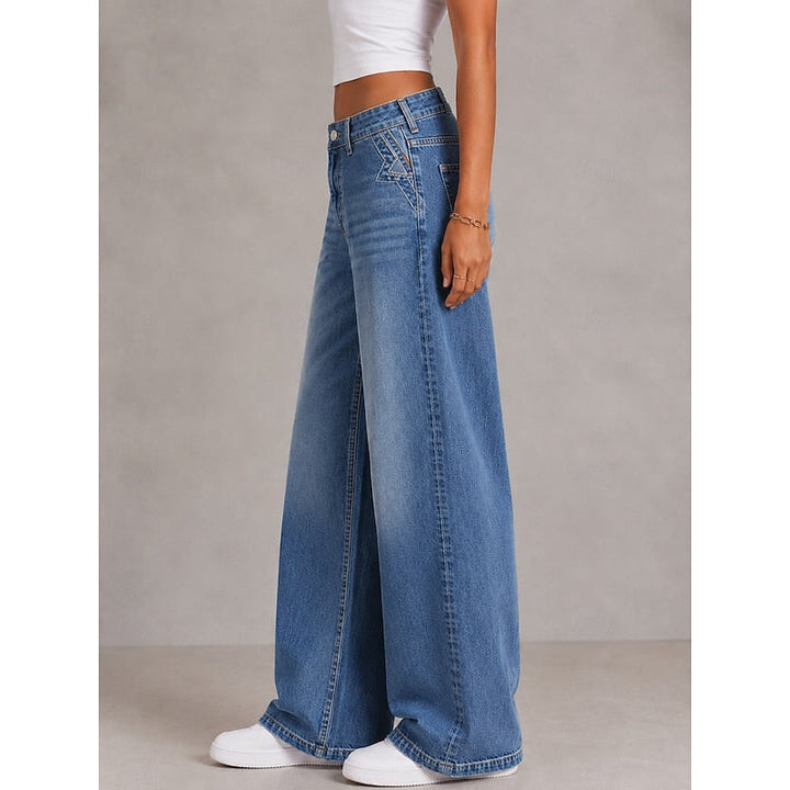 Relaxed Wide-Leg Jeans
