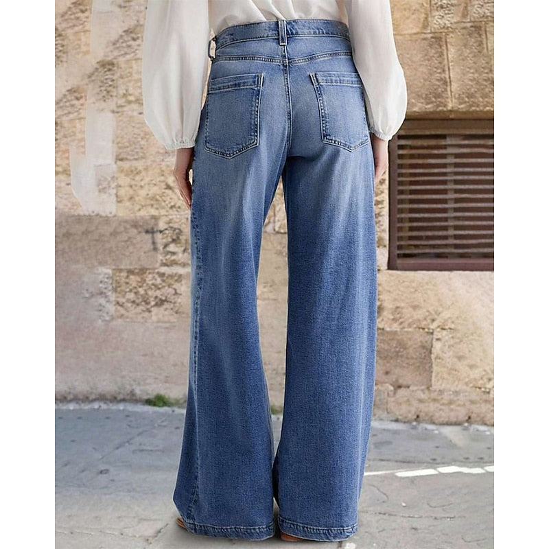 Relaxed Wide-Leg Jeans